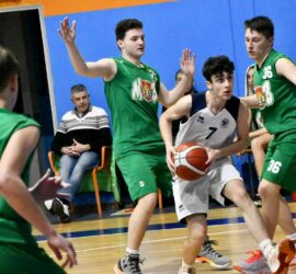 8EE65EB7-2672-40EE-9510-F762FE837857 8EE65EB7-2672-40EE-9510-F762FE837857